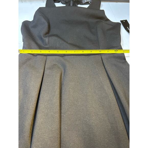 Lulus Cut Out and About Skater mini black dress. NWT. Size M - Picture 7 of 8